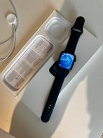 Apple Watch SE (2024) 44mm - Zo goed als nieuw, Handtassen en Accessoires, Smartwatches, Ophalen, Blauw, IOS, Zo goed als nieuw