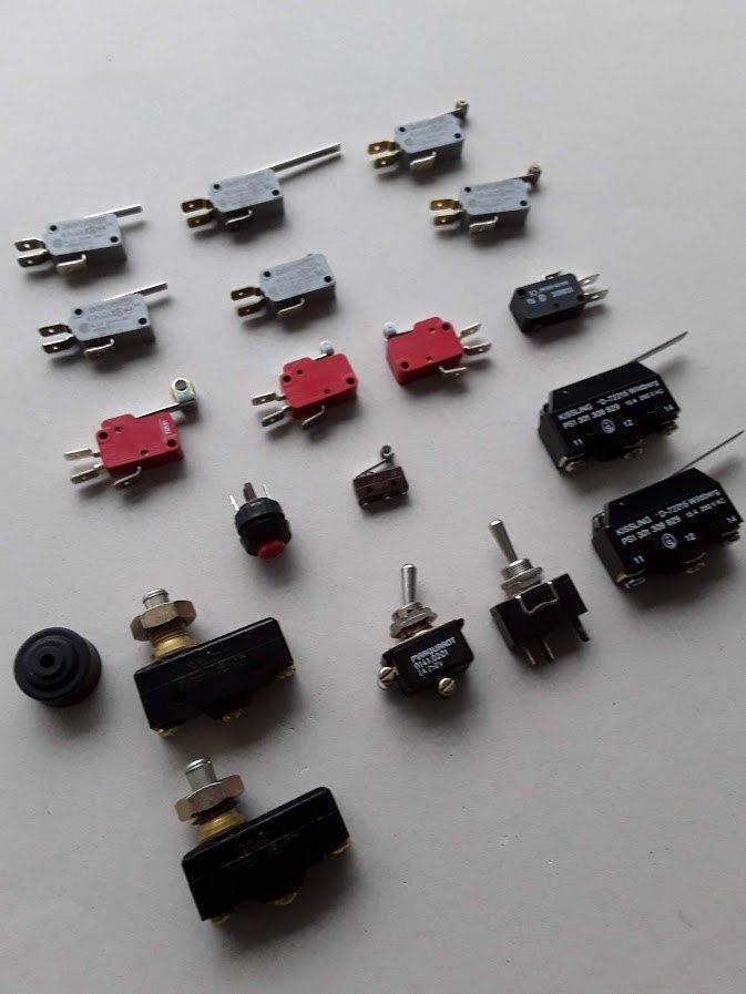 Lot  micro switch verschillende modellen nieuw 21st. samen., Doe-het-zelf en Bouw, Overige Doe-Het-Zelf en Bouw, Nieuw, Ophalen of Verzenden