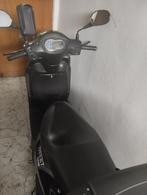 Peugeot tweet 125i model 2019, Fietsen en Brommers, Ophalen, Zo goed als nieuw, Benzine, Peugeot