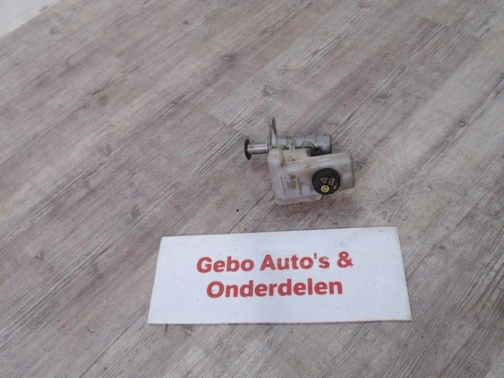 HOOFDREMCILINDER Volkswagen Golf VI (5K1) (01-2008/11-2013), Auto-onderdelen, Remmen en Aandrijving, Volkswagen, Gebruikt