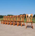 Suite de 8 chaises vintage brutalistes en pin - chaises en p, Cinq, Six Chaises ou plus, Utilisé, Enlèvement ou Envoi