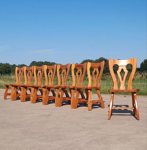 Set 8 Vintage brutalist grenen stoelen - pine chairs, Huis en Inrichting, Stoelen, Gebruikt, Vijf, Zes of meer stoelen, Ophalen of Verzenden