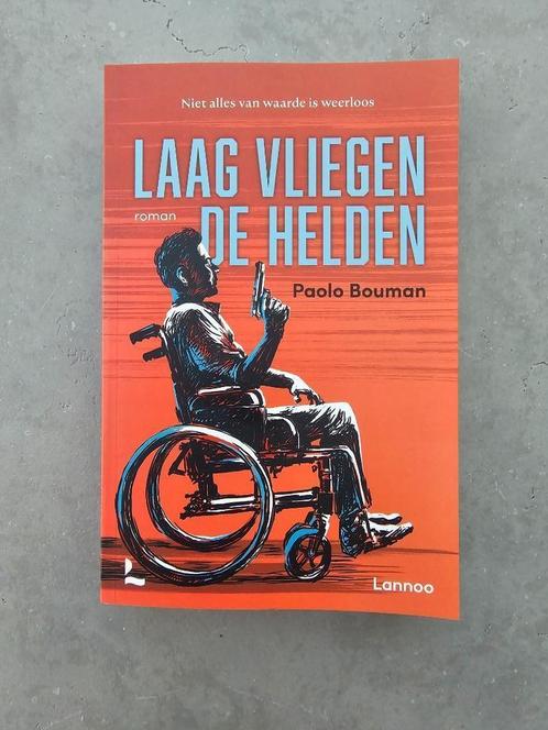 leesboek - Laag vliegen de helden, Livres, Romans, Neuf, Belgique, Enlèvement ou Envoi