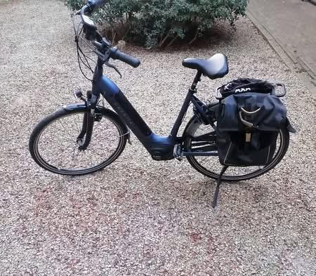 Elektrische fiets, Fietsen en Brommers, Elektrische fietsen, Zo goed als nieuw, Gazelle, Ophalen