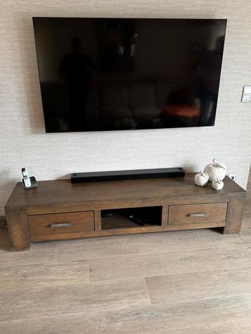 Tv meubel 1,90m hoogte 40cm ( eik ) beschikbaar voor biedingen