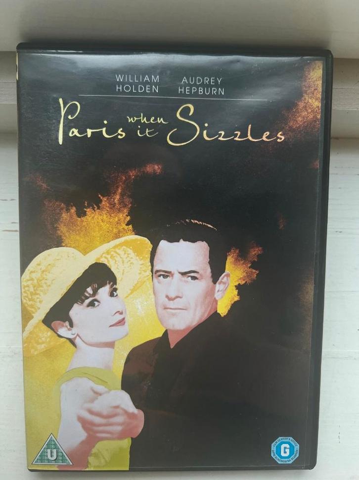 Paris when it sizzles met William Holden, Audrey Hepburn,, CD & DVD, DVD | Classiques, Comme neuf, Comédie, 1960 à 1980, À partir de 12 ans
