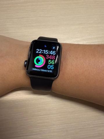 Apple Watch Series 3 – 38mm – Zwart beschikbaar voor biedingen