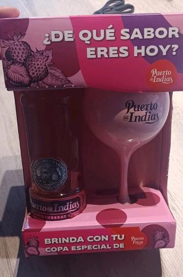 Strawberry gin beschikbaar voor biedingen