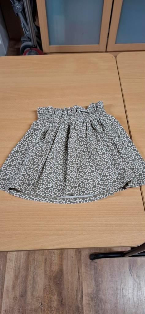 Rokjes maat 86-92-98, Kinderen en Baby's, Kinderkleding | Kinder-kledingpakketten, Zo goed als nieuw, Maat 92, Ophalen