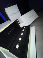Elegante Van Cleef & Arpels armband, Handtassen en Accessoires, Ophalen of Verzenden, Zo goed als nieuw, Wit, Staal