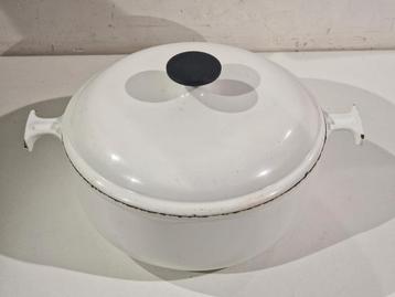 Le Creuset enzo mari,  inhoud 3 liter , met deksel,  size 23 beschikbaar voor biedingen