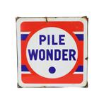 Frans Emaille Reclame Bord Pile Wonder Jaren 50 Mancave 43cm, Collections, Marques & Objets publicitaires, Utilisé, Enlèvement ou Envoi