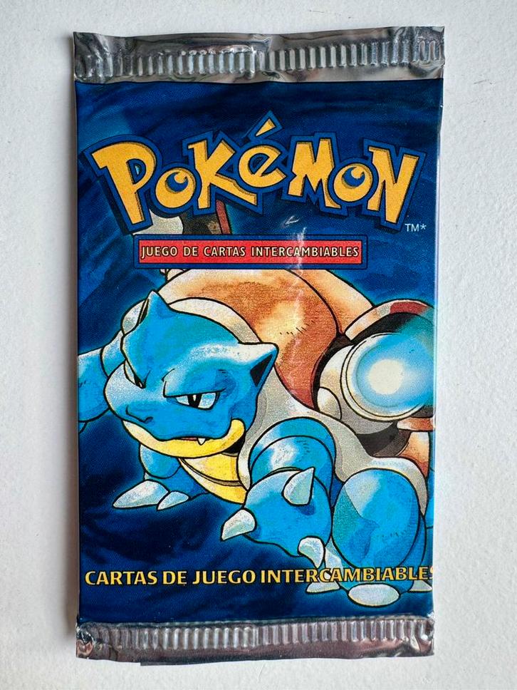 Pokemon Base Set Booster Pack (Spaans), Hobby en Vrije tijd, Verzamelkaartspellen | Pokémon, Zo goed als nieuw, Booster, Ophalen of Verzenden