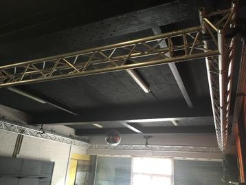 Lot de structures Truss 3 tubes 30 Milos / Showtec beschikbaar voor biedingen