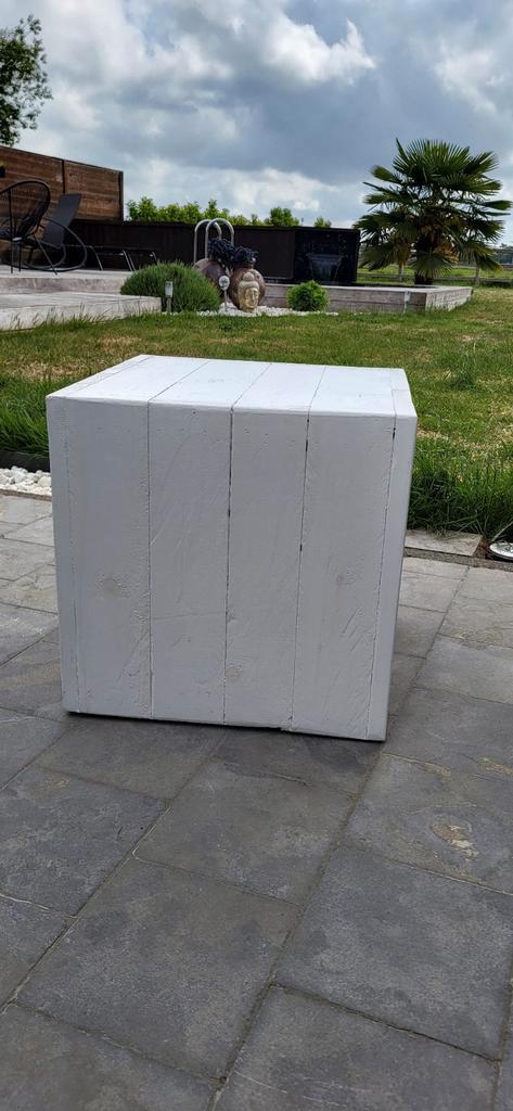 6 houten kubussen wit op wieltjes, Huis en Inrichting, Stoelen, Zo goed als nieuw, Wit, Ophalen