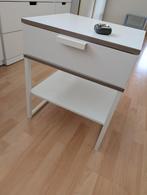 Modern nachtkastje met lade en onderplank – stevig en prakti, Ophalen, Minder dan 45 cm, 55 tot 70 cm, Zo goed als nieuw