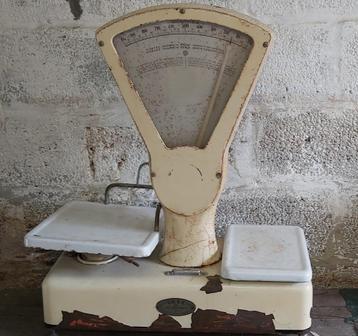 Ancienne balance SAST  beschikbaar voor biedingen