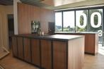 Complete toonzaal keuken met toestellen Siemens en BORA, Huis en Inrichting, Keuken | Complete keukens, Nieuw, Met kookeiland