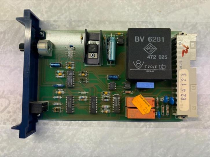 Buderus M086 - Winter/Zomerschakelmodule, Doe-het-zelf en Bouw, Chauffageketels en Boilers, Gebruikt, Onderdeel, Ophalen of Verzenden