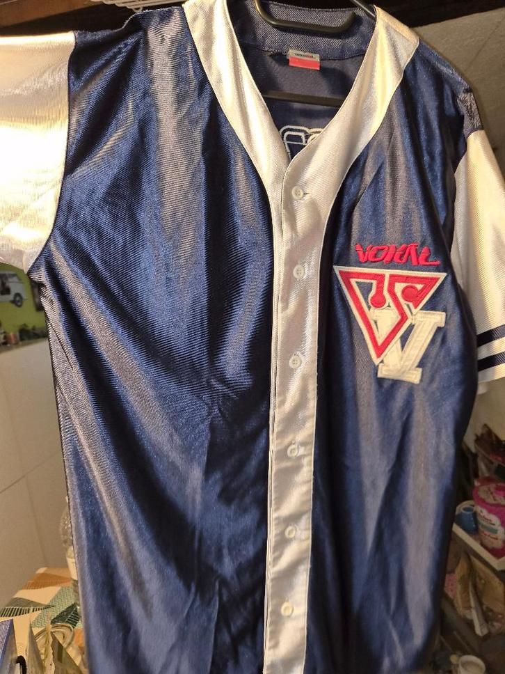 Hip-Hop 'M' „Vokal” T-shirt, merk van de rapper „Nelly”, Kleding | Heren, T-shirts, Zo goed als nieuw, Maat 48/50 (M), Blauw, Ophalen of Verzenden