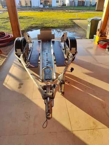 Moto trailer/ motor remork/ aanhangwagen moto  beschikbaar voor biedingen