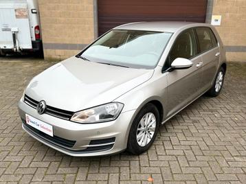 Volkswagen Golf VII 1.2TSI Comfortline/ Navi/ ACC/ Garantie 