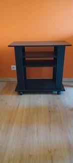 Tvmeubel op wieltjes, Ophalen, Zo goed als nieuw