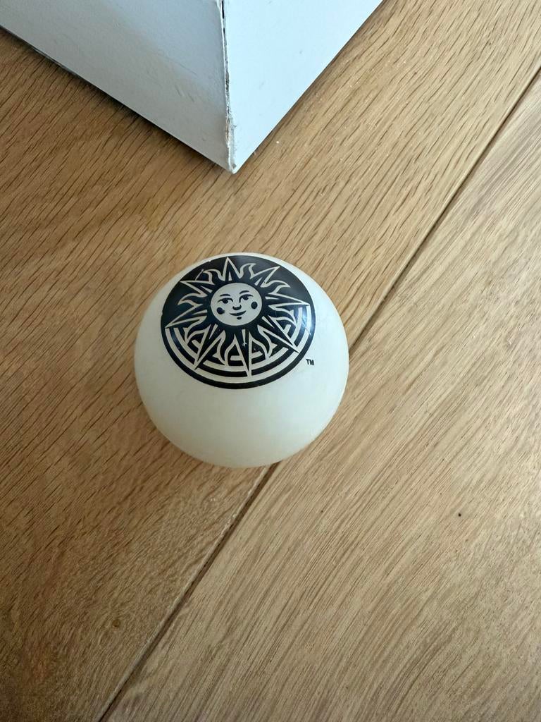 Allegria Cirque du Soleil lichtgevende balletje, Enfants & Bébés, Jouets | Extérieur | Jouets en vrac, Enlèvement ou Envoi, Comme neuf