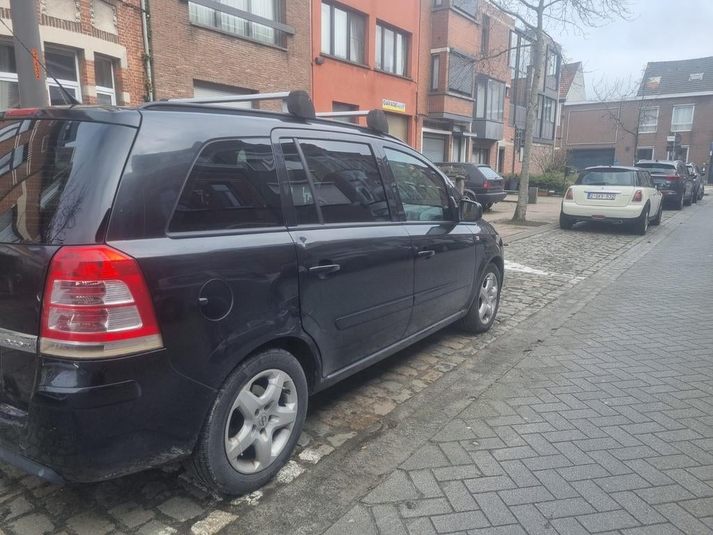 Opel Zafira 1.7 Cdti Ecoflex ( Euro 5 ), Auto's, Opel, Euro 5, Zwart, Particulier, 81 kW