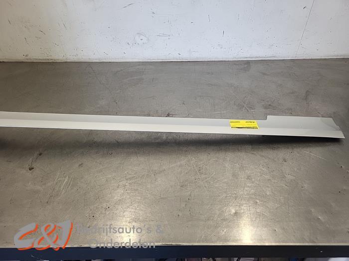 Schuifdeur Rail rechts van een Mercedes V-Klasse, Gebruikt, -, Ophalen of Verzenden, -