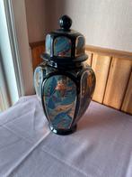 Vase art déco, Enlèvement