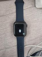 Apple watch serie 6, 40mm zoals nieuw met lader en doos, Bijoux, Sacs & Beauté, Montres connectées, Étanche, IOS, Comme neuf, Enlèvement