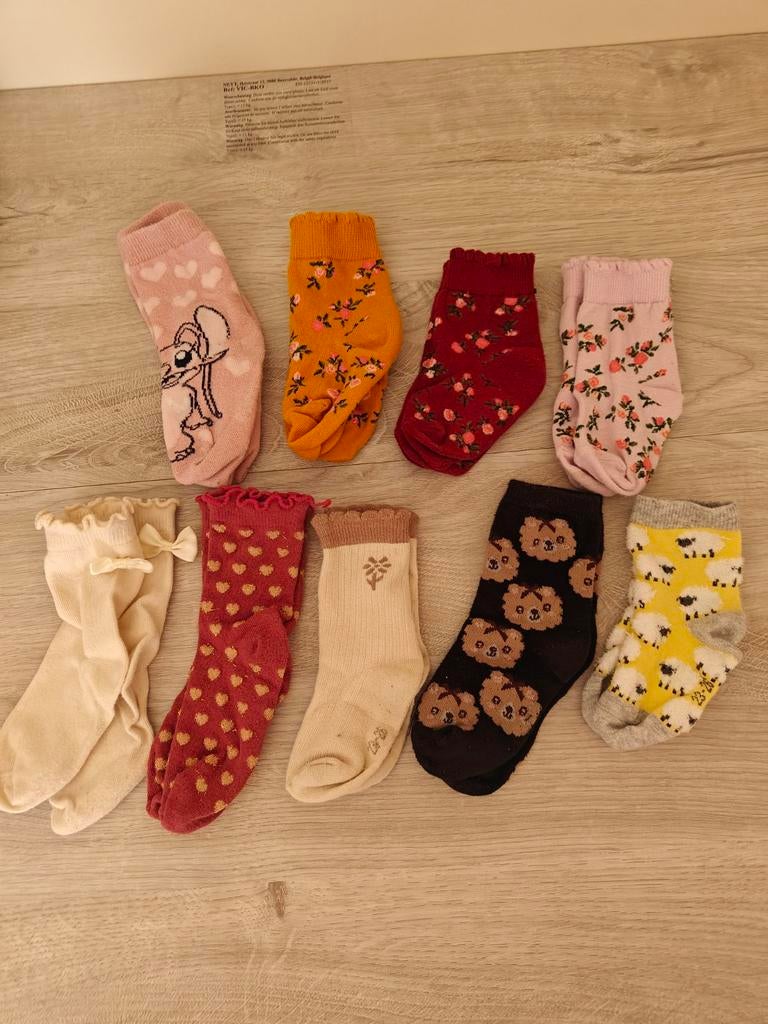 Lot de paires de chaussettes 23-26, Enfants & Bébés, Vêtements de bébé | Chaussures & Chaussettes, Enlèvement ou Envoi, Chaussettes