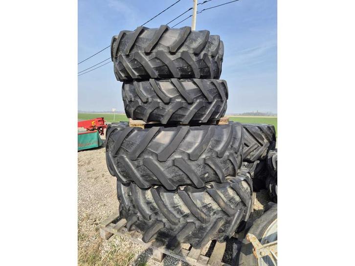 Banden tractor pirelli 2x 480/70R28 2x 580/70R38, Zakelijke goederen, Landbouw | Onderdelen | Banden, Velgen en Assen