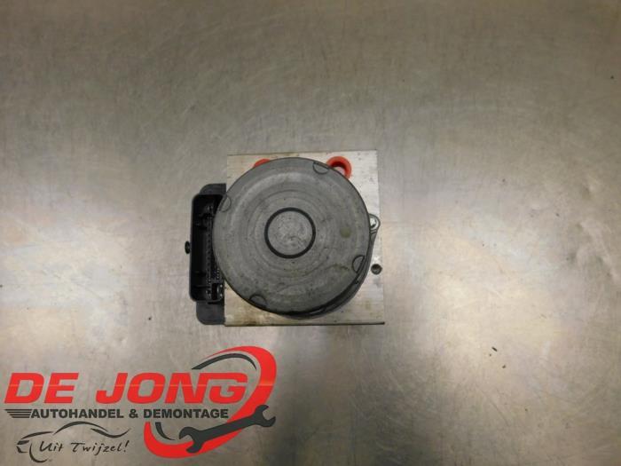 ABS Pomp van een Volkswagen Polo, Gebruikt, -, Volkswagen, -