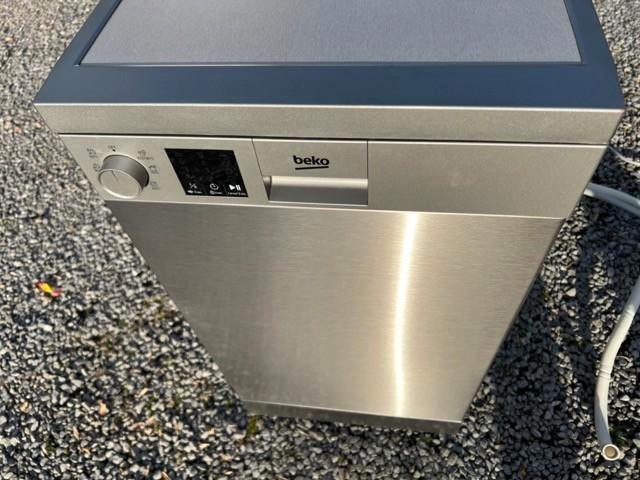 Lave-vaisselle Beko DVS05024X Inox 45 cm /2021 Parfait état, Electroménager, Lave-vaisselle, Utilisé, À Poser, 85 à 90 cm, 45 à 60 cm