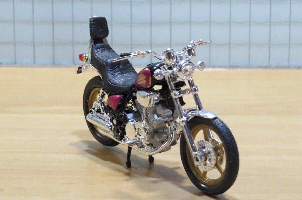 Yamaha XV1000 Virago 1:18 blister, Enlèvement ou Envoi, Neuf, Moteur, Maisto