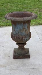 Vase ancien en fonte, Enlèvement