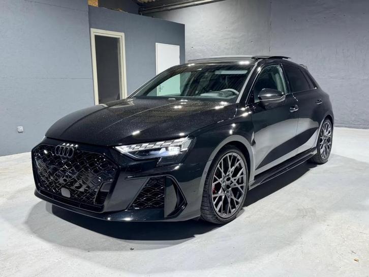 NEW RS3 400PK MEGA VOL RACEZET/SAFE/HEAD/DCC/PAN0/BLACK-23%, Autos, Audi, Entreprise, Achat, RS3, Caméra 360°, 4x4, ABS, Caméra de recul