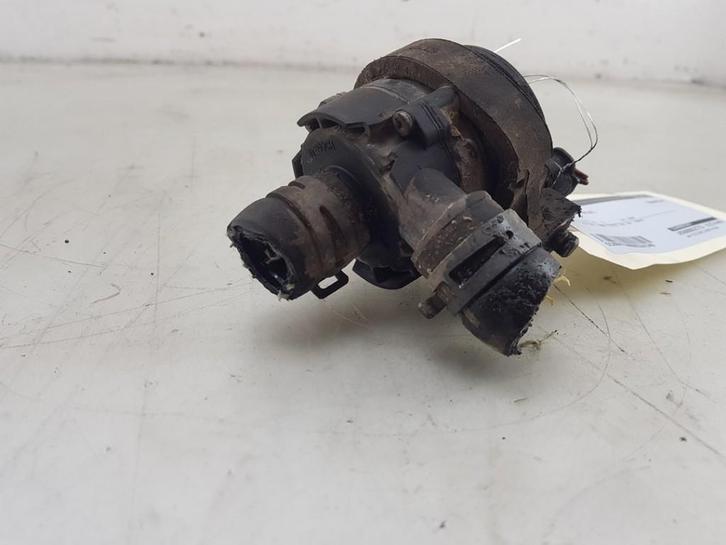 POMPE A EAU Volkswagen Caddy IV (01-2015/09-2020), Autos : Pièces & Accessoires, Climatisation & Chauffage, Volkswagen, Utilisé