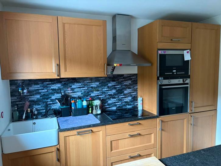 Belle cuisine, Maison & Meubles, Cuisine | Cuisines complètes, Comme neuf, Blanc, Bois, Avec îlot, Enlèvement