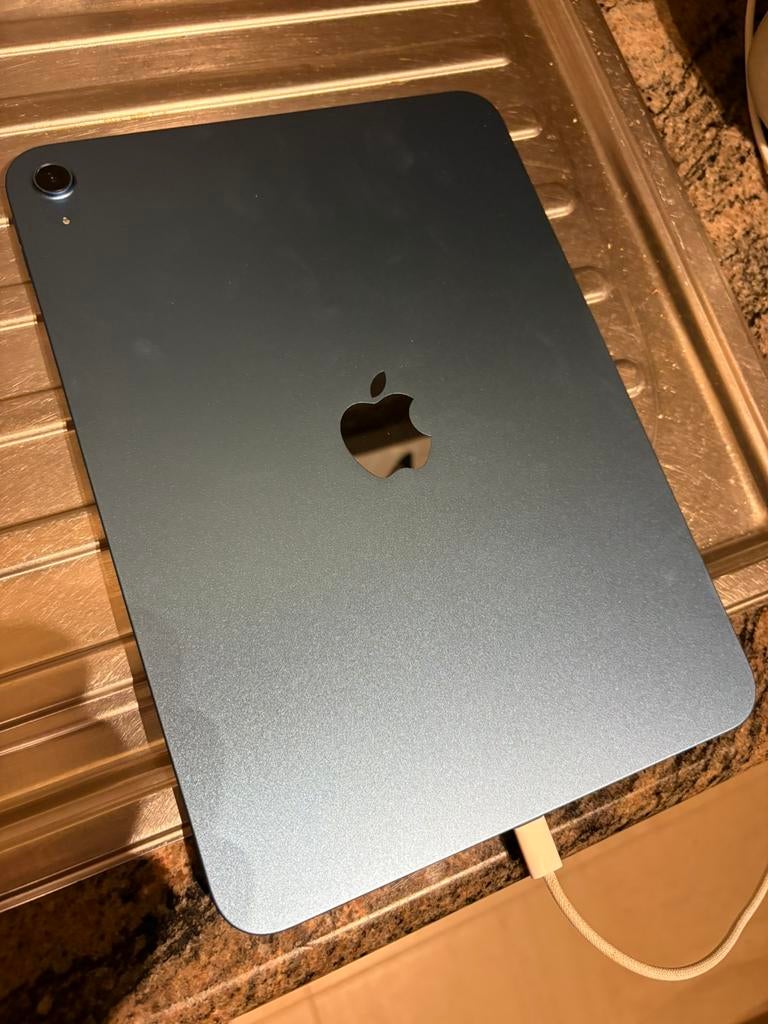 Apple IPad 11 128GB, Informatique & Logiciels, Apple Macbooks, Comme neuf, Enlèvement