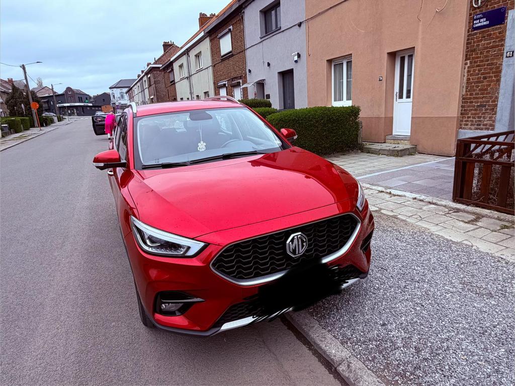 MG ZS, Autos, Mazda, Particulier, Autres modèles, Essence, Euro 6, 5 portes, Automatique, Rouge, Noir, Cuir, Enlèvement