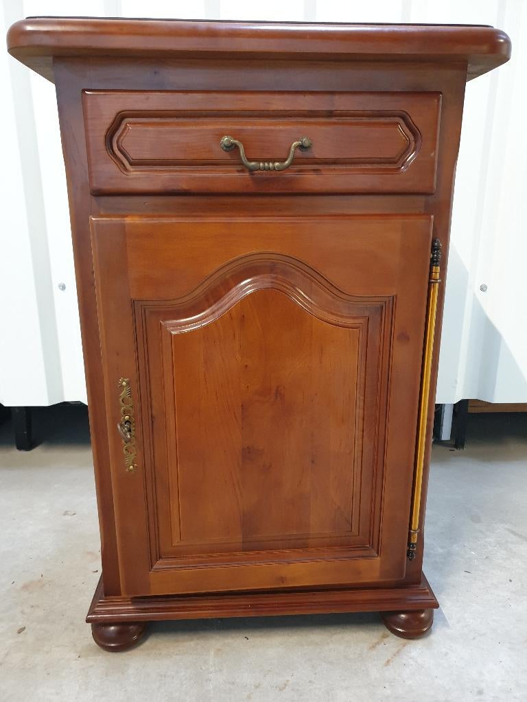 Prachtige Ladenkast in kerselaar. Het kan geleverd worden., 1 of 2 laden, Ophalen, Gebruikt, Kersenhout