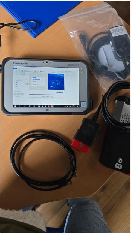 Tablette Panasonic Toughbad auto diagnostic full marque Pro