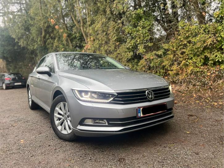 Vw Passat 1.6 Tdi Highline met 115.000km 1ste eigenaar, Auto's, Volkswagen, Particulier, Passat, ABS, Achteruitrijcamera, Adaptieve lichten