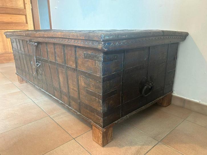 Massieven opbergkist, Huis en Inrichting, Woonaccessoires | Kisten, Ophalen