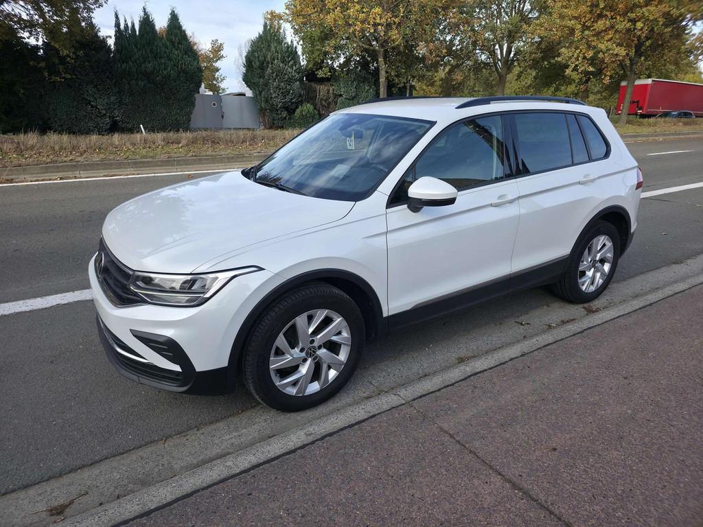 Volkswagen Tiguan 2.0 TDi SCR 4Motion Life Business DSG 1E, Automaat, Stof, Gebruikt, 4 cilinders