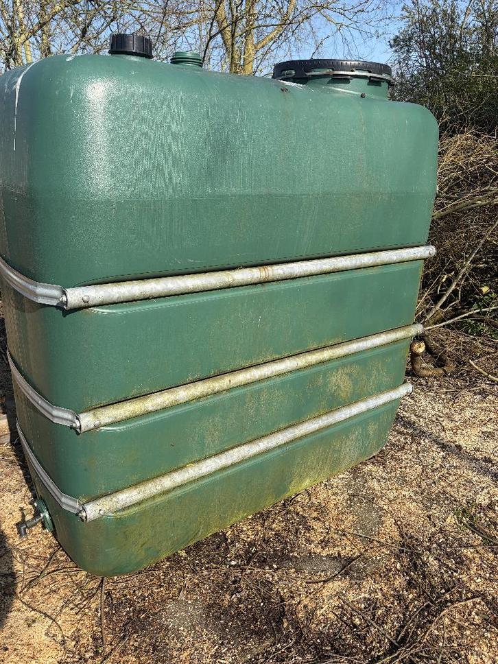 Watertank, Tuin en Terras, Regentonnen, Gebruikt, Kunststof, 150 liter of meer, Met kraantje, Ophalen