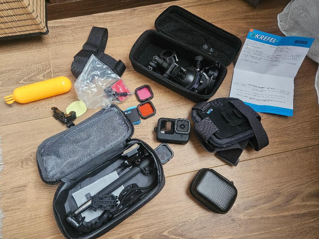 GoPro Hero 10 avec accessoires, Ophalen of Verzenden, Zo goed als nieuw, GoPro